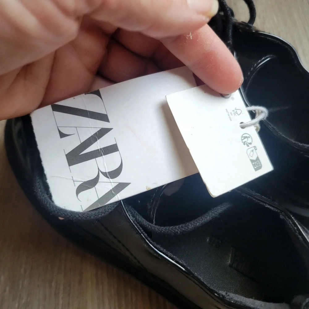 Zara Kids Oxford Shoes 12.5 Black Patent Lug Sole Formal Dressy Lace Up